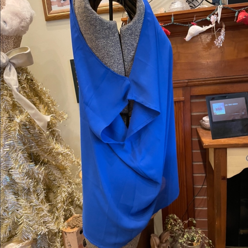 EXPRESS SLEEVELESS TOP - Picture 3 of 9
